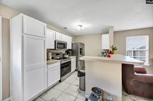 323 E Waverly Pl Ct, Columbia, SC 29229 - Photo 3