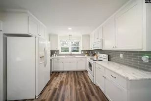 1715 Gilvie Ave, West Columbia, SC 29169 - Photo 11