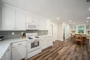 1715 Gilvie Ave, West Columbia, SC 29169 - Photo 9