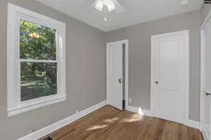 2728 Holt Dr, Columbia, SC 29205 - Photo 17