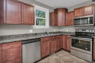 2728 Holt Dr, Columbia, SC 29205 - Photo 7