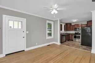 2728 Holt Dr, Columbia, SC 29205 - Photo 3