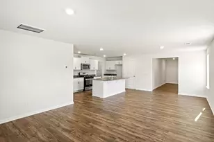 1047 Rampart Ct, Lugoff, SC 29078 - Photo 7