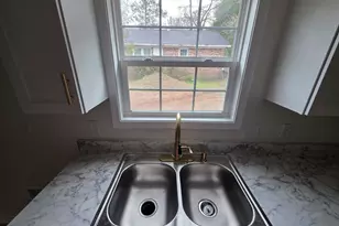 416 Thames St, Manning, SC 29102 - Photo 33