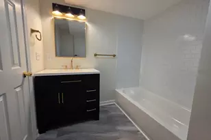 416 Thames St, Manning, SC 29102 - Photo 17