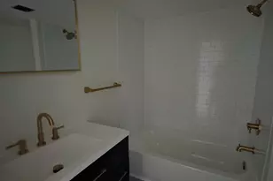 416 Thames St, Manning, SC 29102 - Photo 9