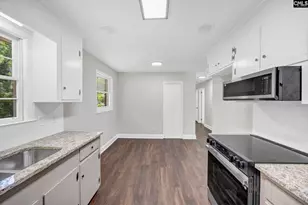 3716 Lee Hills Dr, Columbia, SC 29209 - Photo 11