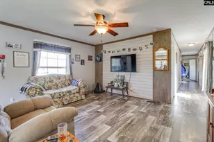 628 Bell Rd, Mayesville, SC 29104 - Photo 3