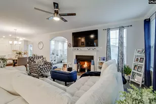 2012 Springdale Ln, Elgin, SC 29045 - Photo 11