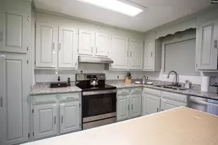 306 Hampton Park, Camden, SC 29020 - Photo 9