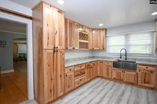 608 Academy St, Batesburg, SC 29006 - Photo 15