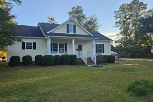 2933 Waters Road B, Bethune, SC 29009 - Photo 3