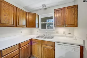 633 Edgewater Ln, West Columbia, SC 29169 - Photo 11