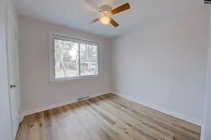 1235 Jensen St, West Columbia, SC 29169 - Photo 15