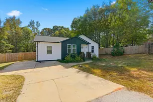 4 Shady Pines Ct, Fountain Inn, SC 29644 - Photo 3