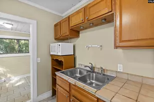 2729 Kingswood Dr, Columbia, SC 29205 - Photo 5