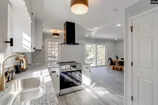 4017 Highland Park Dr, Columbia, SC 29204 - Photo 11