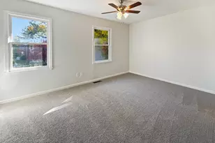 1901 Devonshire Dr, Columbia, SC 29204 - Photo 3