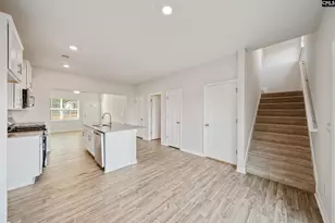 1114 Crescent Moon Loop, Hopkins, SC 29061 - Photo 5