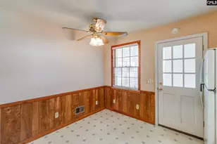 1919 Windsor Dr, Cayce, SC 29033 - Photo 9