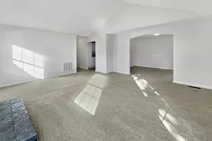 221 Salusbury Ln, Columbia, SC 29229 - Photo 7