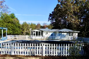 5904 Old Leesburg Rd, Hopkins, SC 29061 - Photo 11