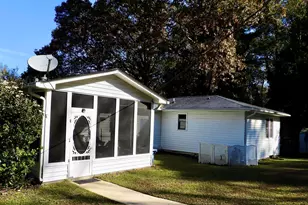 5904 Old Leesburg Rd, Hopkins, SC 29061 - Photo 5