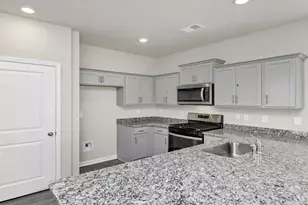 404 Wisteria Walk Wy, Hopkins, SC 29061 - Photo 5