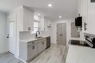 1181 Cherokee Blvd, Elgin, SC 29045 - Photo 9