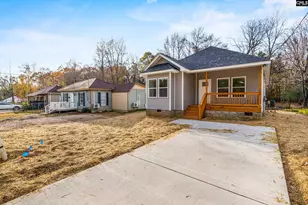 27 Magnolia St, York, SC 29745 - Photo 3