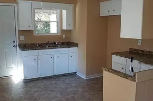 1001 Swan Ln, Columbia, SC 29203 - Photo 3