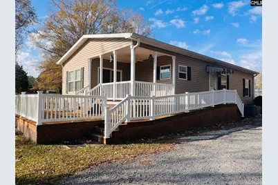 139 Harbors End Drive, Saluda, SC 29138 - Photo 1
