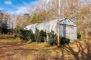 139 Harbors End Dr, Saluda, SC 29138 - Photo 37