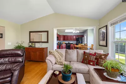 925 Farnsworth Drive, Hopkins, SC 29061 - Photo 17