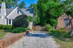 219 Haynsworth St, Sumter, SC 29150 - Photo 9