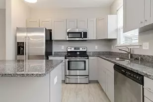 83 Huntress Dr, Greer, SC 29651 - Photo 7