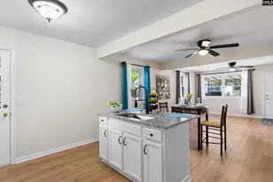 504 Lakeside, Columbia, SC 29203 - Photo 3