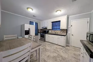 223 Nikon Cir, West Columbia, SC 29172 - Photo 3