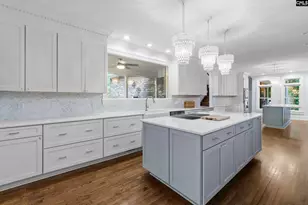 415 Pine St, Camden, SC 29020 - Photo 11