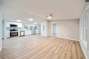 255 Tullah Dr, Sumter, SC 29153 - Photo 3