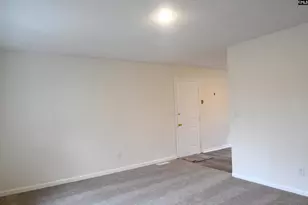 610 Milligan St, Newberry, SC 29108 - Photo 5