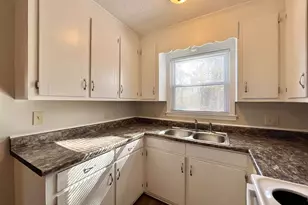 249 Savannah Dr, Columbia, SC 29203 - Photo 9