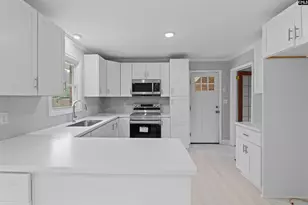 121 Lesesne Dr, Sumter, SC 29150 - Photo 5