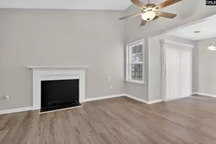 112 Raintree Ln, Hopkins, SC 29061 - Photo 5