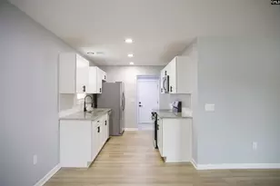 117 Bonnie St, West Columbia, SC 29170 - Photo 9