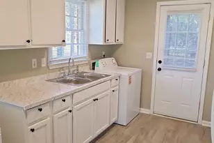 250 Dyson St, Manning, SC 29102 - Photo 7