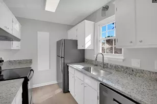 1913 Grays Inn Rd, Columbia, SC 29210 - Photo 3