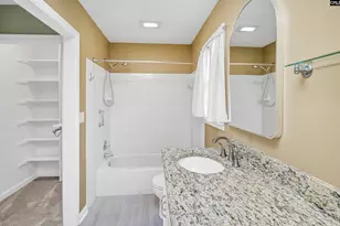 226 Tamwood Cir, Cayce, SC 29033 - Photo 33