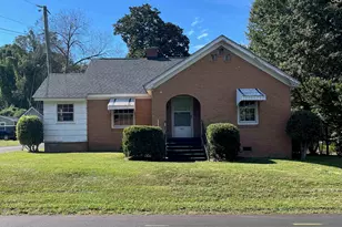 303 Drayton St, Newberry, SC 29108 - Photo 1