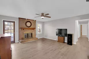 201 Castlewood Ln, Columbia, SC 29045 - Photo 7